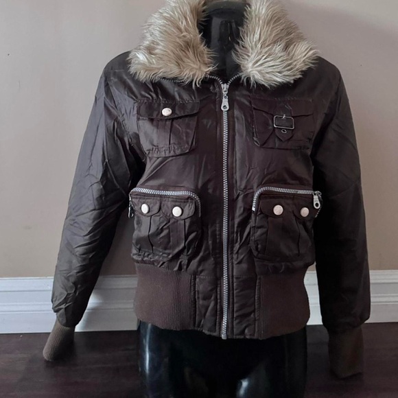 Blü Vintage Y2K Cropped Brown Jacket W/ Faux-Fur Trim - Picture 5 of 10